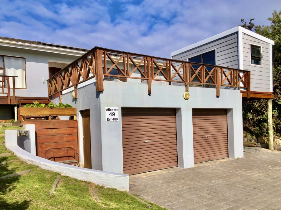 3 Bedroom Property for Sale in Cannon Rocks Eastern Cape